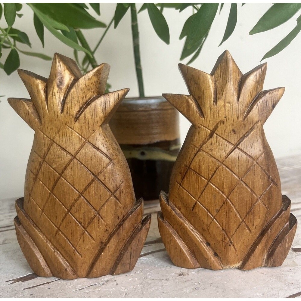 Vintage MCM Hawaiian Monkey Pod Wood Pineapple Salt&Pepper Shakers Tiki Maui 5”